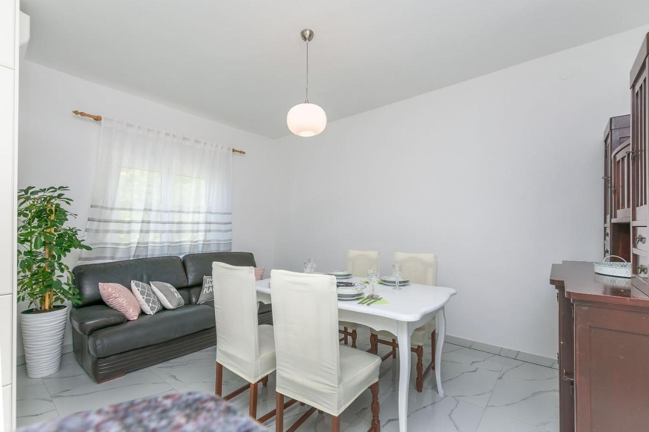 Apartments Jasna Omiš Dış mekan fotoğraf